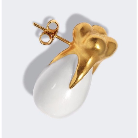 Schiaparelli Style Tooth Stud Earrings - Picture 4 of 6